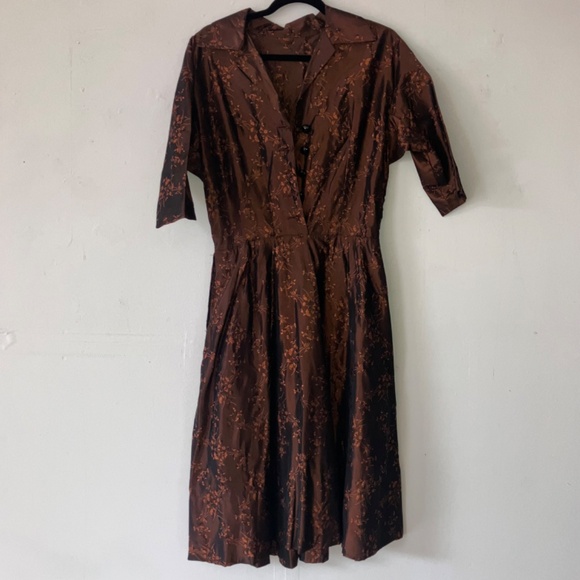 1950s Brown cocktail dress - Picture 4 of 11